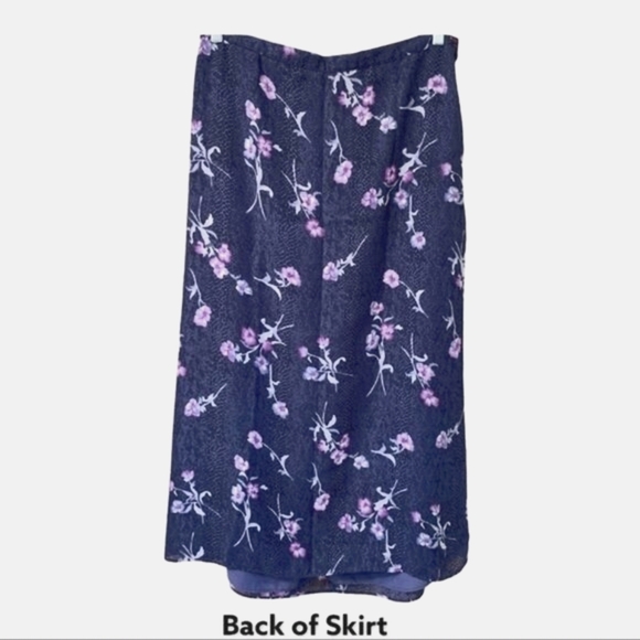 John Paul Richards Plus Size Purple Floral  Maxi Skirt. - Picture 8 of 12